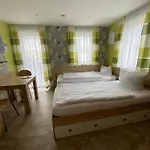 Mowo Kirchberg 3*