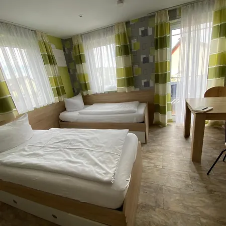 Mowo Kirchberg Penzion Würzburg
